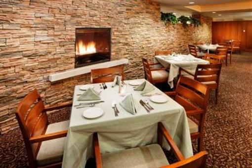 фото отеля Holiday Inn Syracuse/Liverpool Airport Hotel