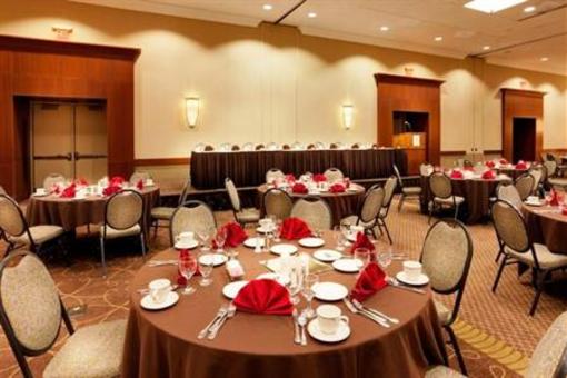 фото отеля Holiday Inn Syracuse/Liverpool Airport Hotel