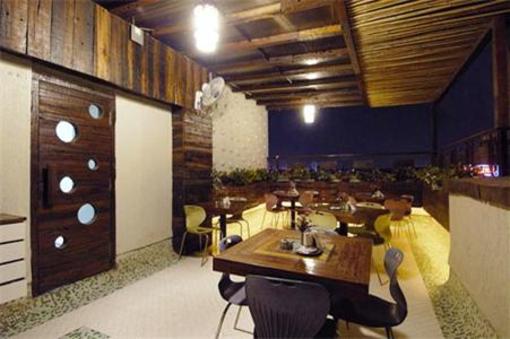 фото отеля Hotel Planet Residency