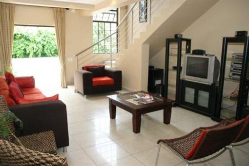 фото отеля Fahrenheit B&B Cape Town