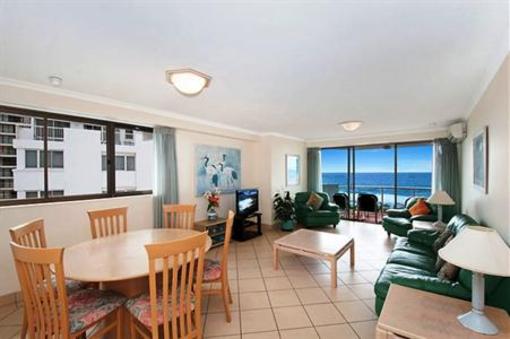 фото отеля South Pacific Plaza Broadbeach