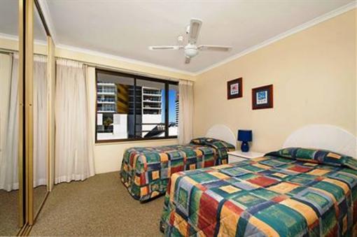 фото отеля South Pacific Plaza Broadbeach