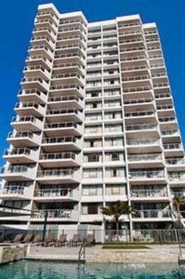 фото отеля South Pacific Plaza Broadbeach