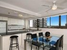 фото отеля South Pacific Plaza Broadbeach