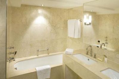 фото отеля Barcelo The Lygon Arms