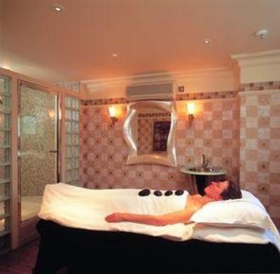 фото отеля Barcelo The Lygon Arms