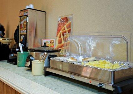 фото отеля Quality Inn Saint Robert