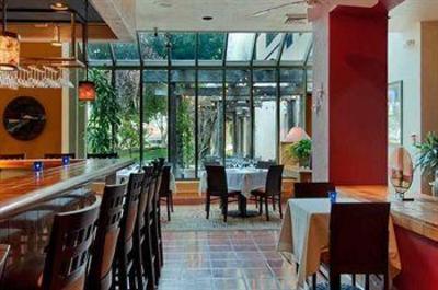 фото отеля Hilton Concord