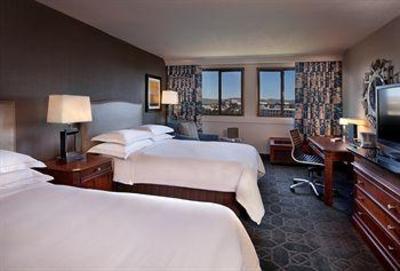 фото отеля Hilton Concord