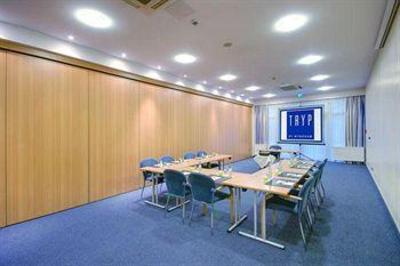 фото отеля Tryp Centro Oberhausen