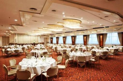 фото отеля Maritim Hotel Magdeburg
