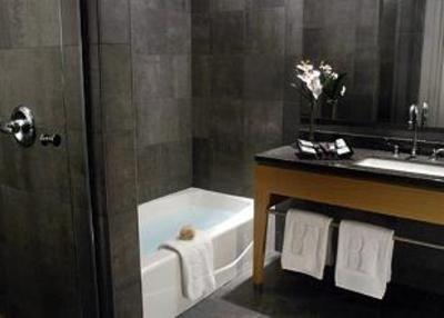 фото отеля Brookstreet Hotel