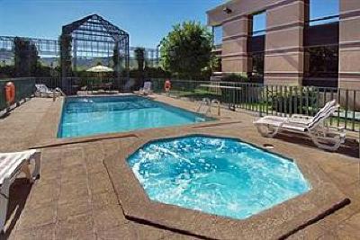 фото отеля Holiday Inn Express Temuco
