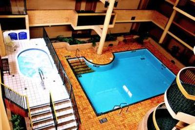 фото отеля BEST WESTERN Village Park Inn