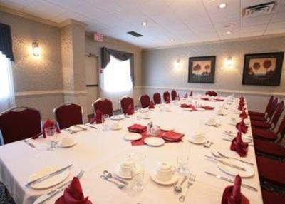 фото отеля BEST WESTERN Village Park Inn