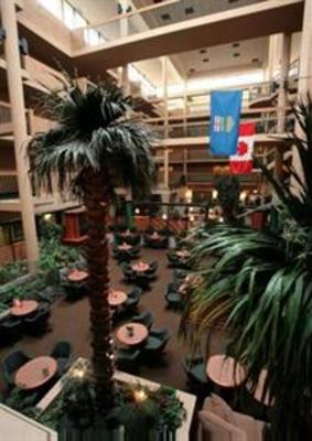 фото отеля BEST WESTERN Village Park Inn