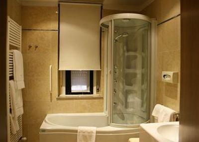 фото отеля Rechigi Hotel