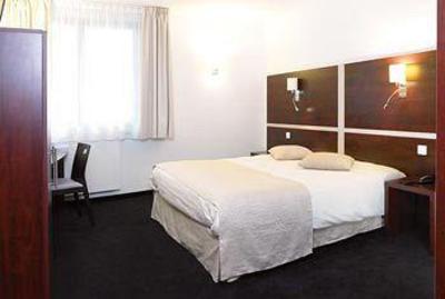 фото отеля Grand Hotel Du Parc Cholet