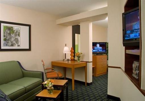 фото отеля Fairfield Inn Bloomington
