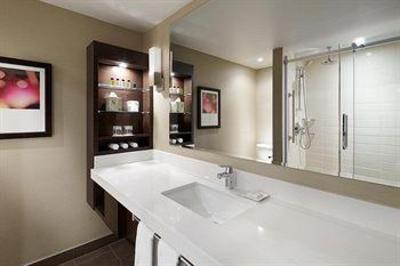 фото отеля Delta Montreal Hotel