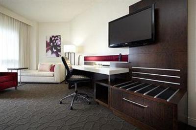 фото отеля Delta Montreal Hotel