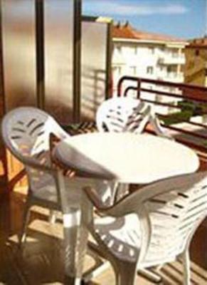 фото отеля Apartamentos Sa Gavina Torroella de Montgri