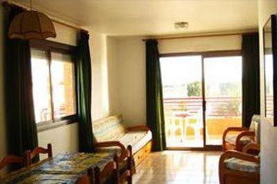 фото отеля Apartamentos Sa Gavina Torroella de Montgri