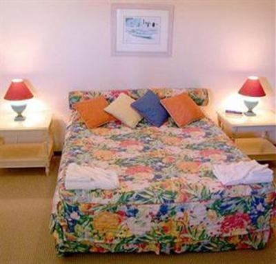 фото отеля Castaway Cove