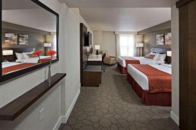 фото отеля Delta Grand Okanagan Lakefront Resort