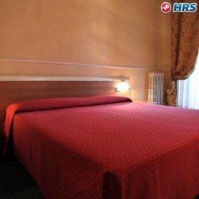 фото отеля Johnny Hotel