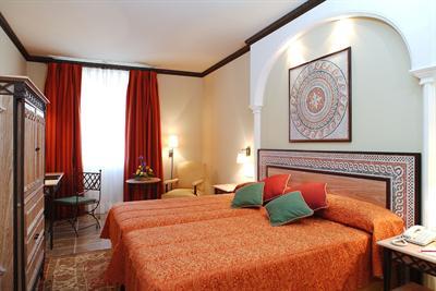 фото отеля Merida Palace Hotel
