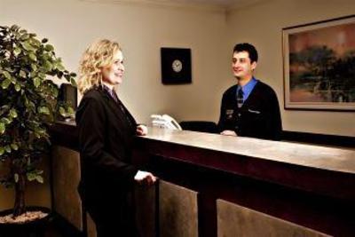 фото отеля Coastal Inn Moncton