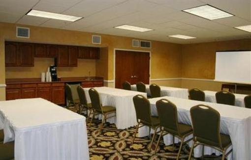 фото отеля Hannaford Suites Hotel Cincinnati