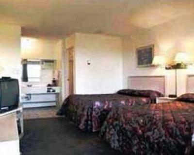 фото отеля Econo Lodge Edmonton