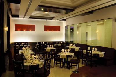 фото отеля Aveda Hotel Manali