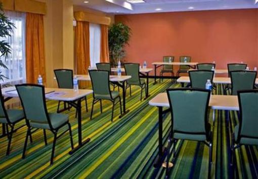 фото отеля Fairfield Inn & Suites Jacksonville West/Chaffee Point