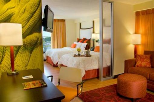 фото отеля Hotel Indigo Chicago - Vernon Hills