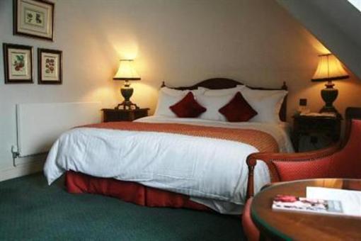 фото отеля Marriott Hanbury Manor Hotel & Country Club