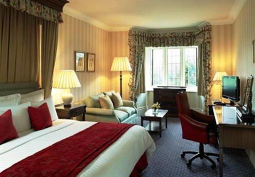 фото отеля Marriott Hanbury Manor Hotel & Country Club