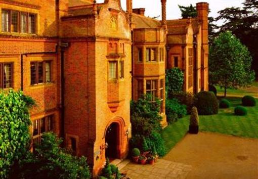 фото отеля Marriott Hanbury Manor Hotel & Country Club