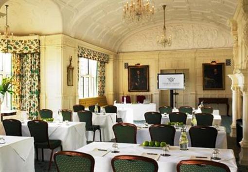 фото отеля Marriott Hanbury Manor Hotel & Country Club