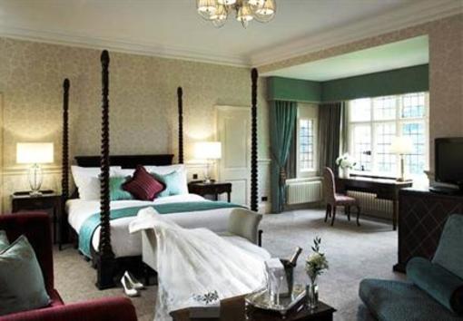 фото отеля Marriott Hanbury Manor Hotel & Country Club