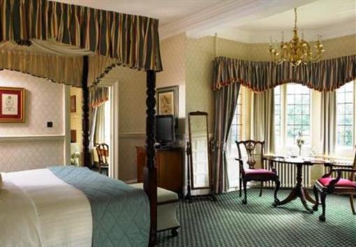 фото отеля Marriott Hanbury Manor Hotel & Country Club