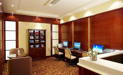 фото отеля Comfort Inn Hotel Apartments