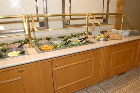 фото отеля Holiday Inn Belden North Canton