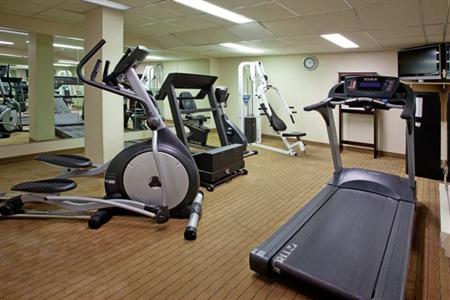 фото отеля Holiday Inn Belden North Canton