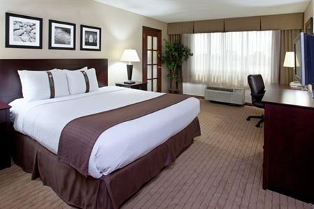 фото отеля Holiday Inn Belden North Canton