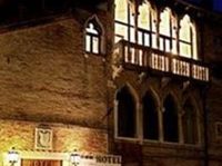 Hotel Pausania
