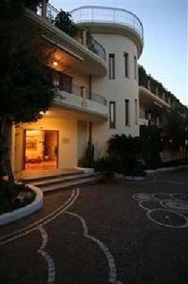 фото отеля Residence Piccolo Parghelia