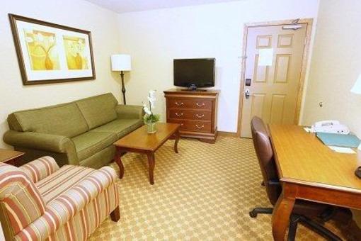 фото отеля Country Inn & Suites Columbus (Fort Benning)